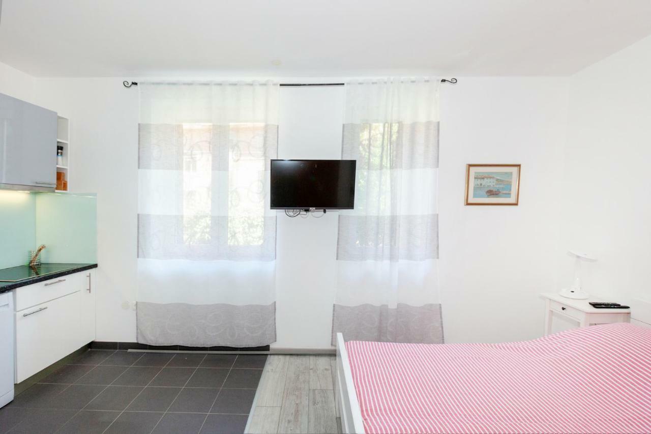 Studio Apartment Toma Split Extérieur photo